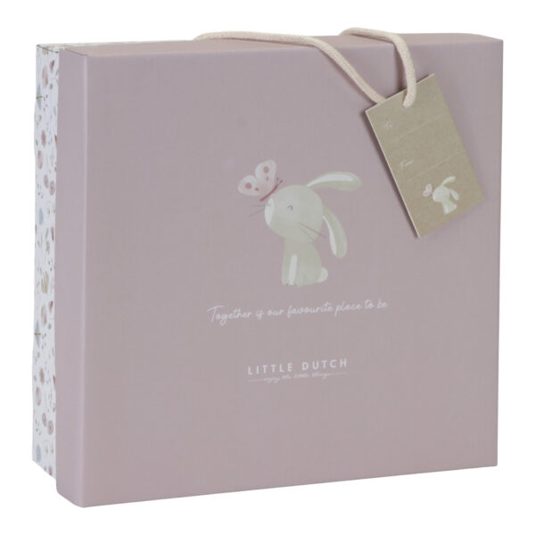 Flowers   Butterflies Gift Box